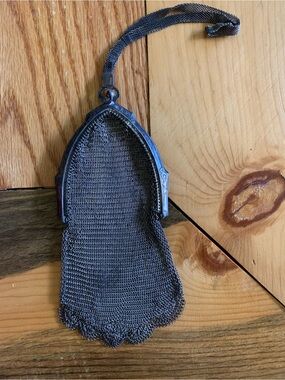 Vintage Whiting & Davis Metal Mesh Coin Purse- from early 1900’s